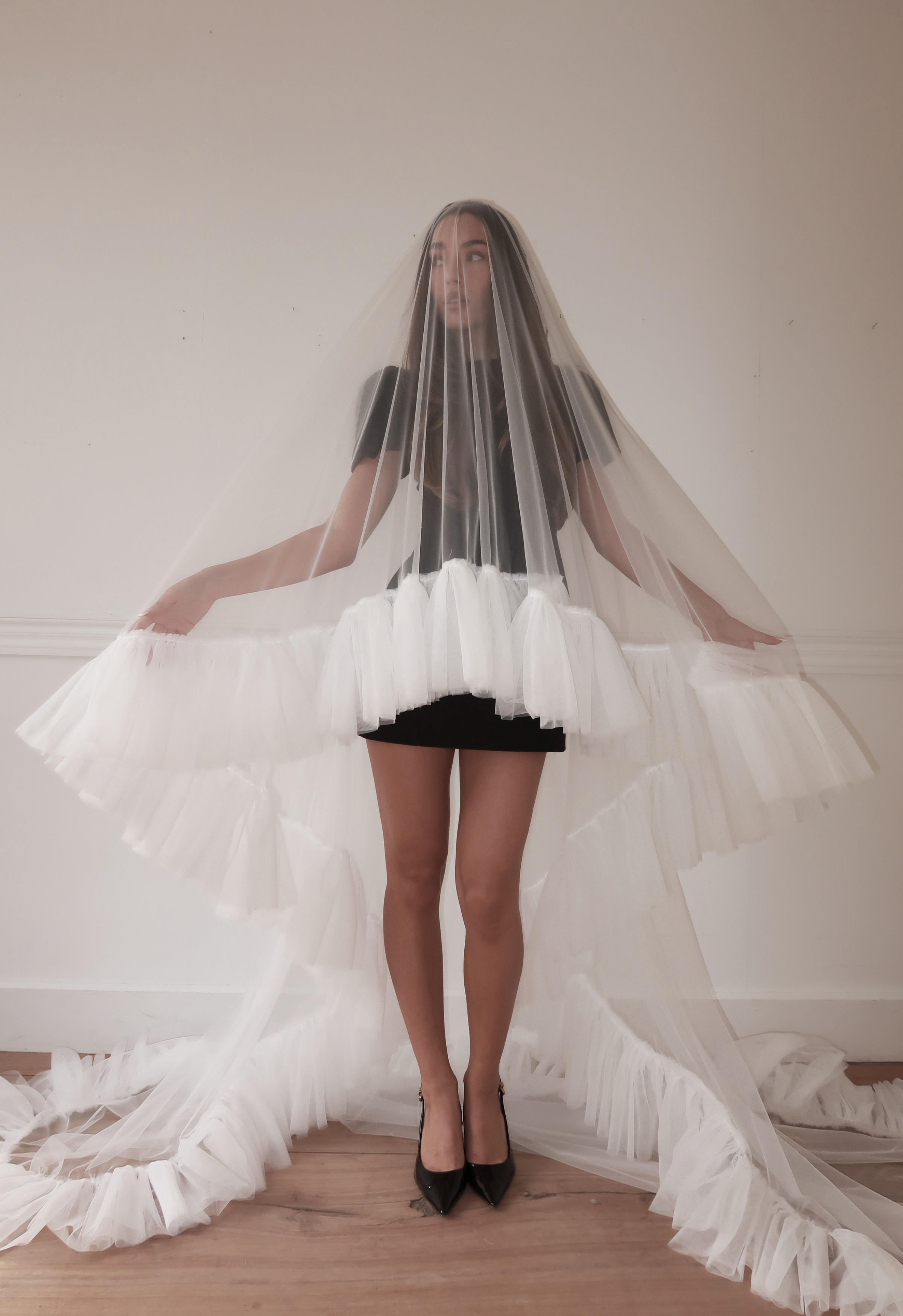 Elise — Romantic Ruffle Wedding Veil