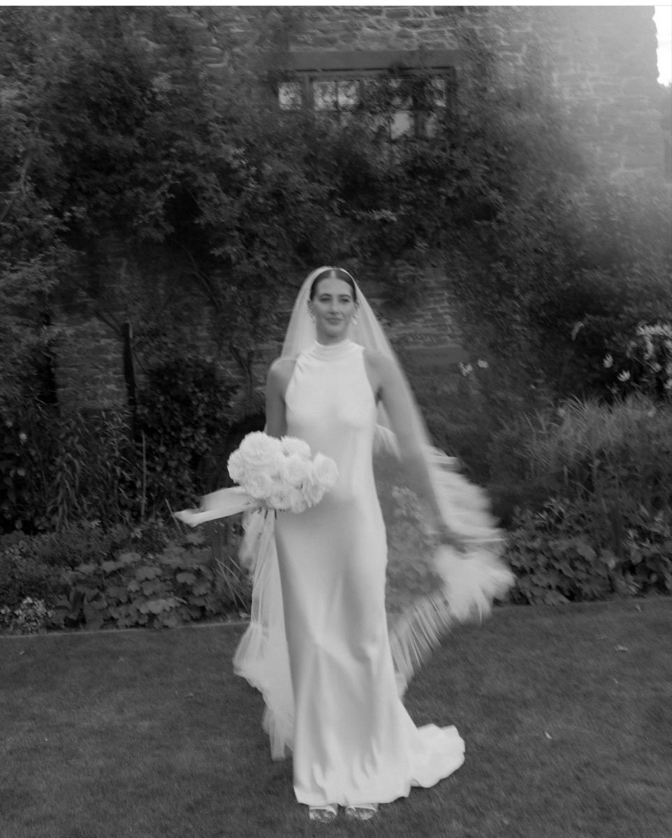 Elise — Romantic Ruffle Wedding Veil