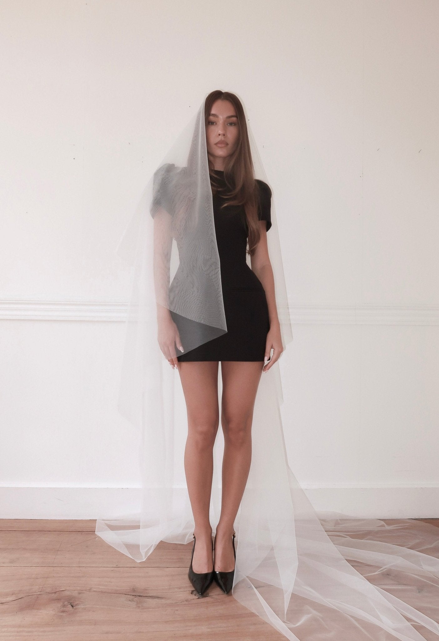 Camille — Minimalist Drop Veil