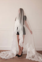 Claire — Floral Lace Wedding Veil