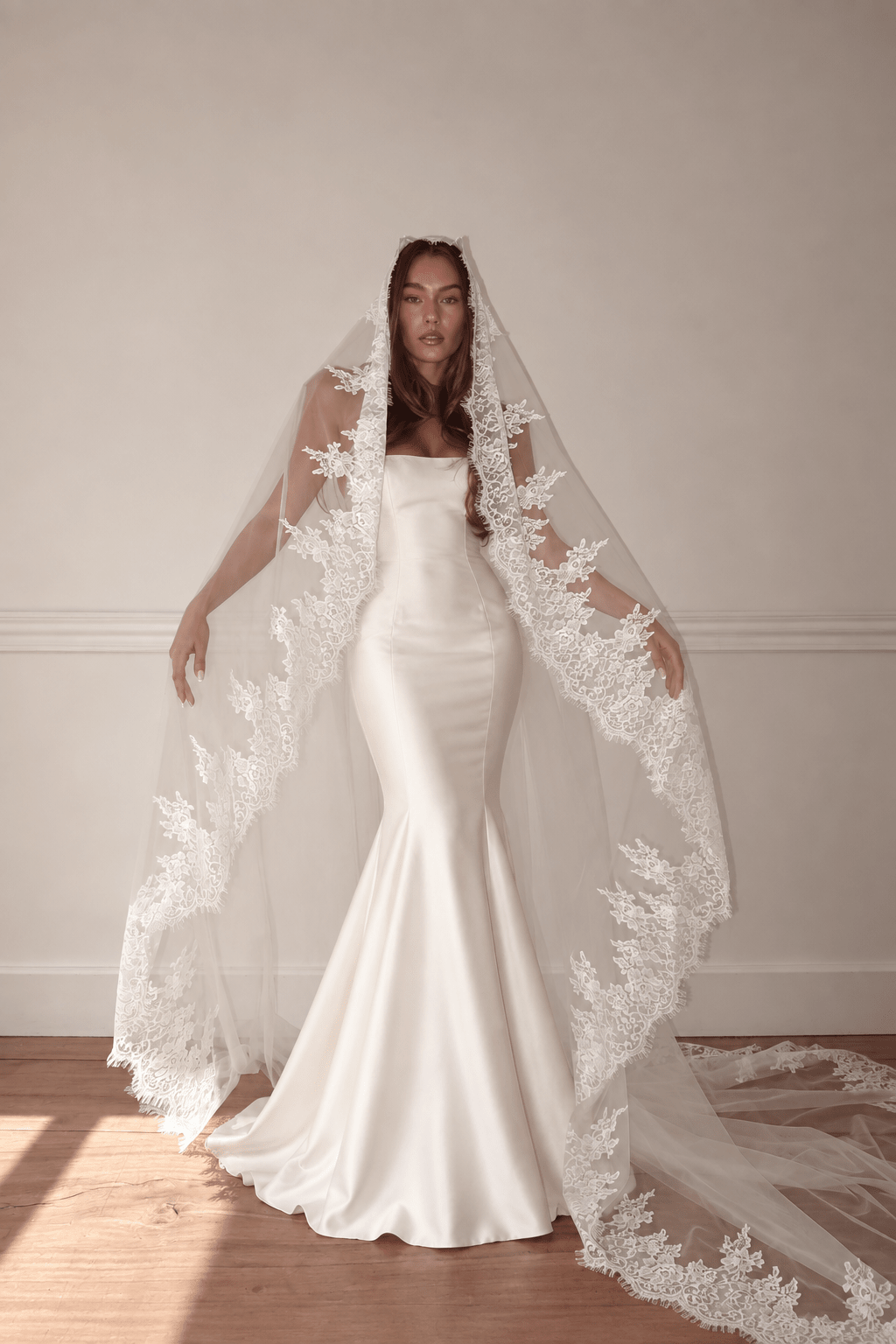 Julie — Romantic Lace Wedding Veil