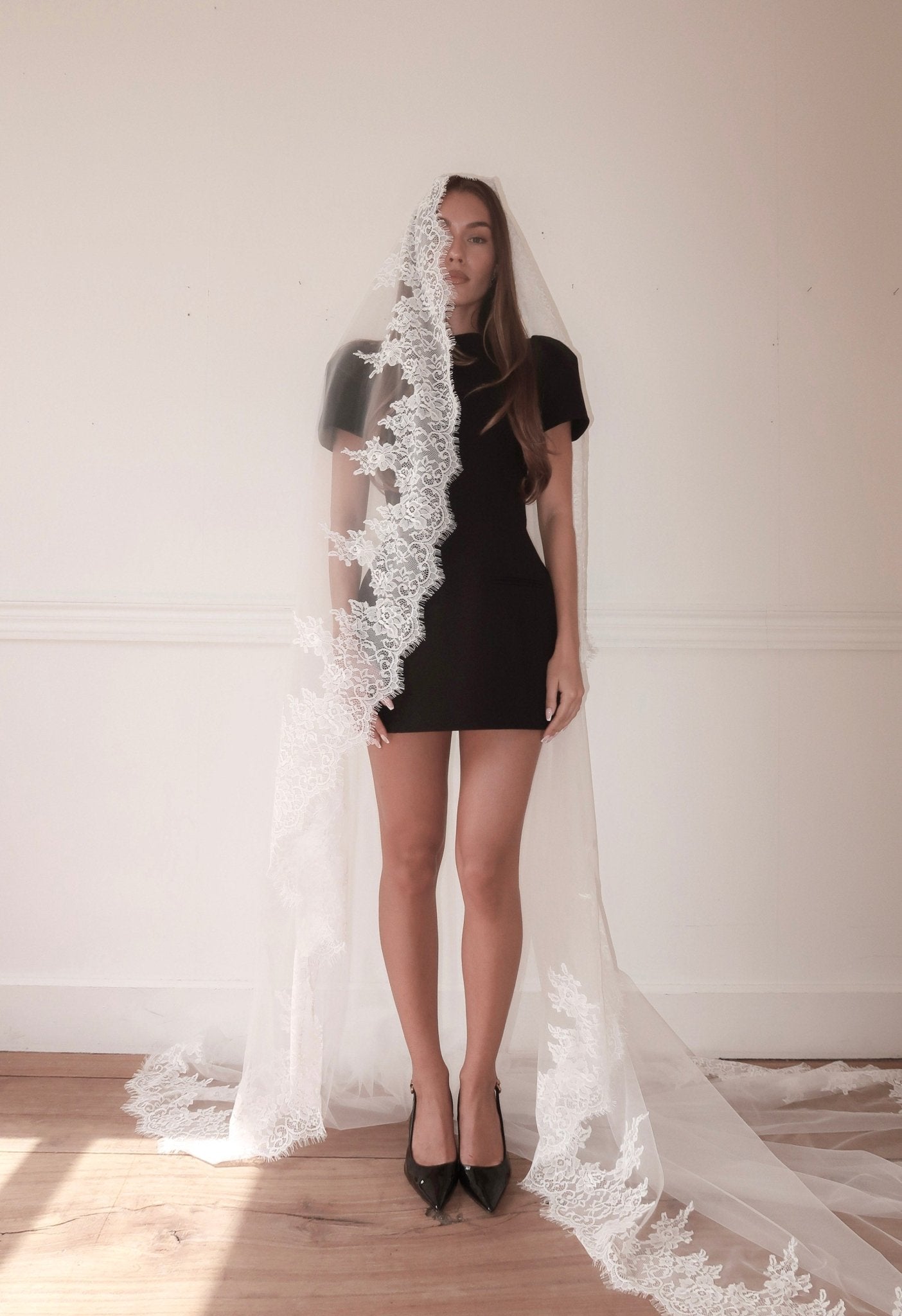 Julie — Romantic Lace Wedding Veil