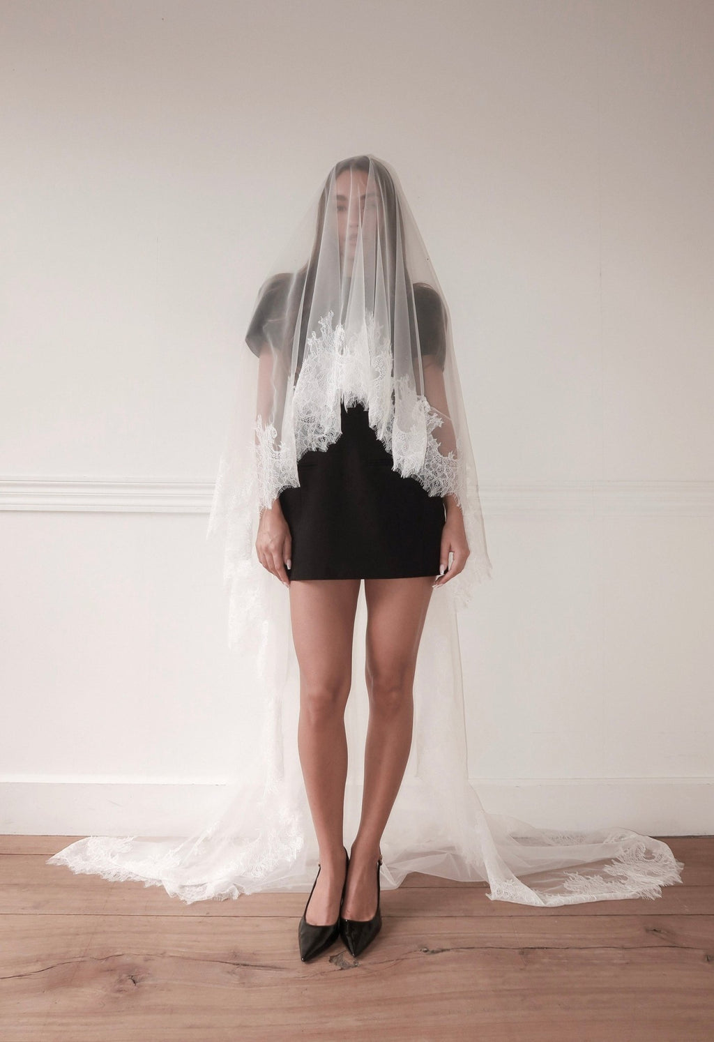 Louise — Romantic Floral Lace Veil