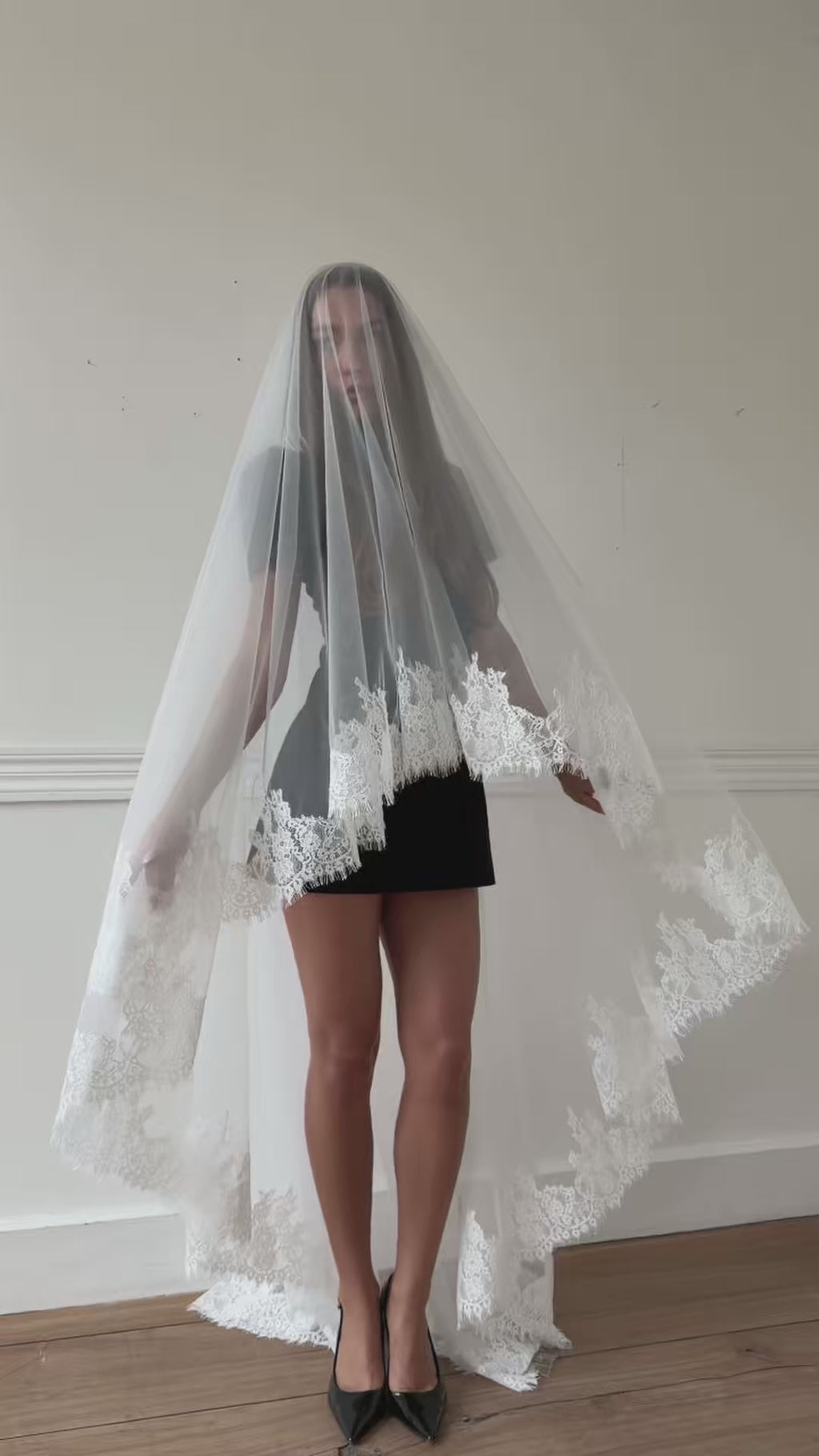 Agathe — Eyelash Lace Wedding Veil